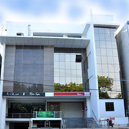 Hotel The Home Tirupur Oda fotoğraf