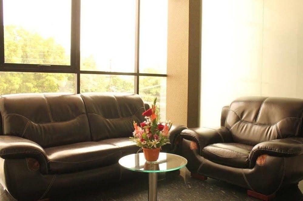 Hotel The Home Tirupur Dış mekan fotoğraf