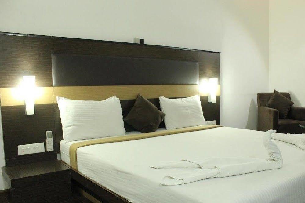 Hotel The Home Tirupur Dış mekan fotoğraf