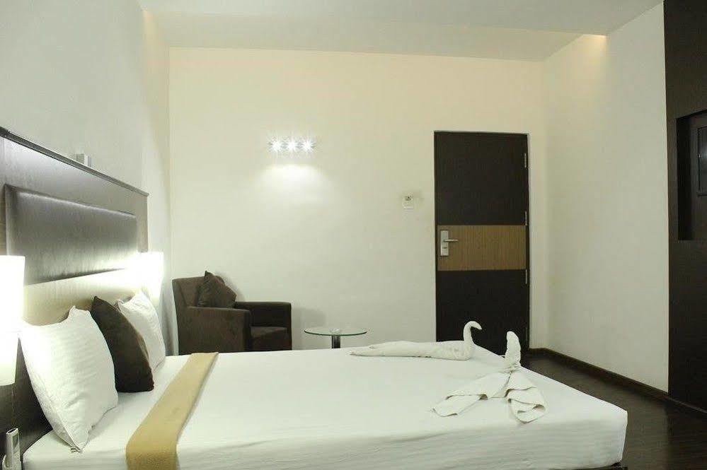 Hotel The Home Tirupur Dış mekan fotoğraf